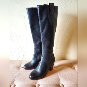 Gianni Bini leather boots